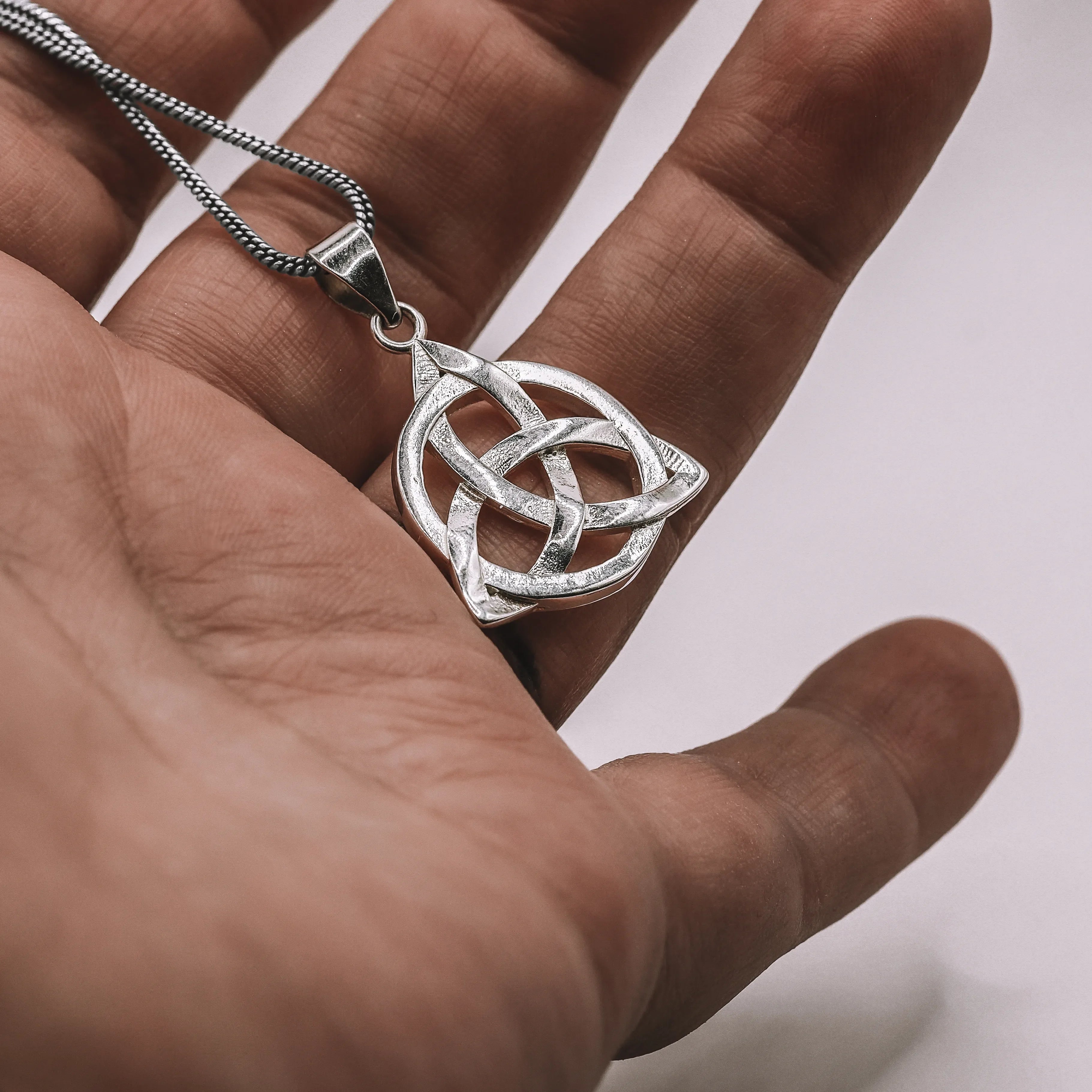 Eternity Knot, Silver-Plated