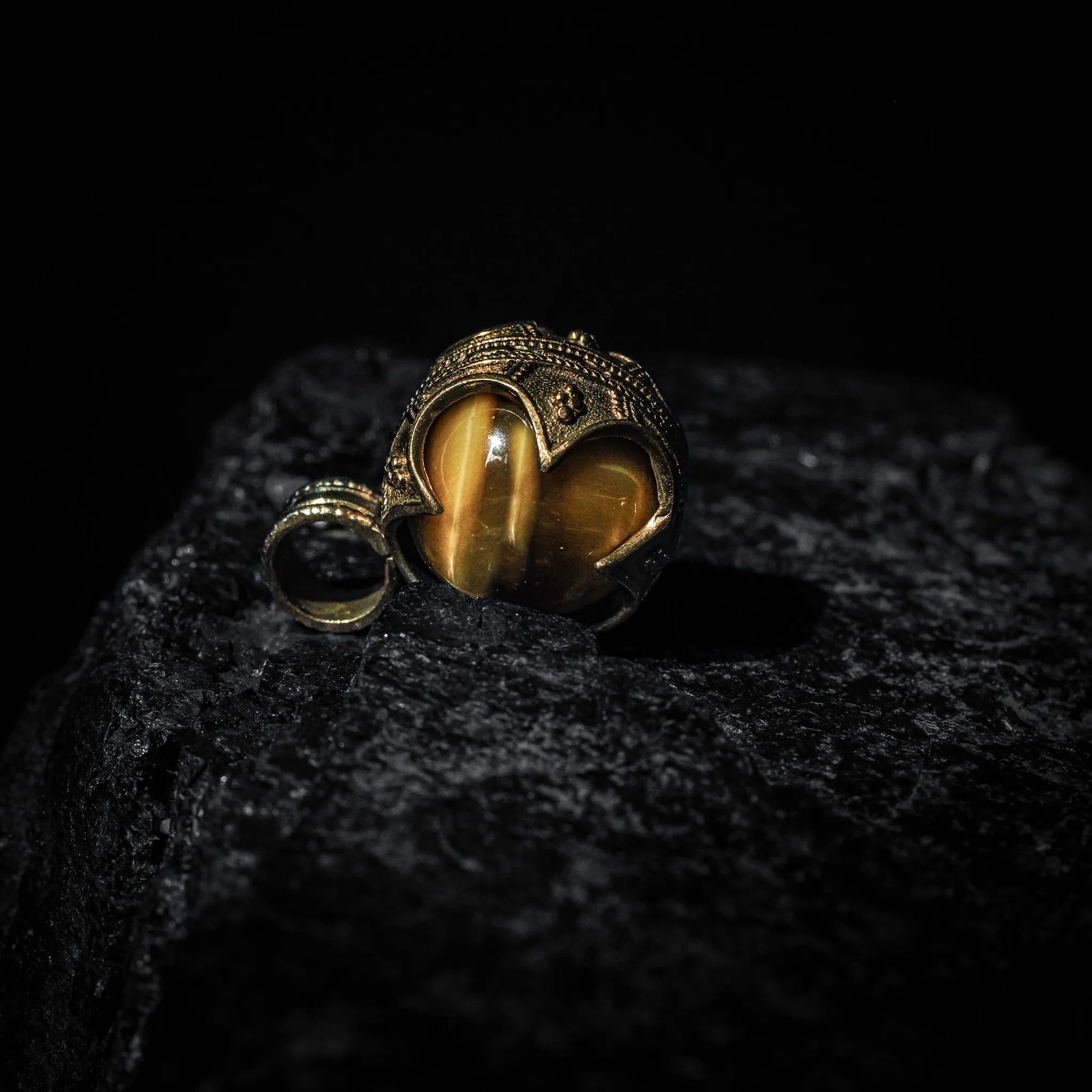 Gotland Pendant, Tiger's Eye