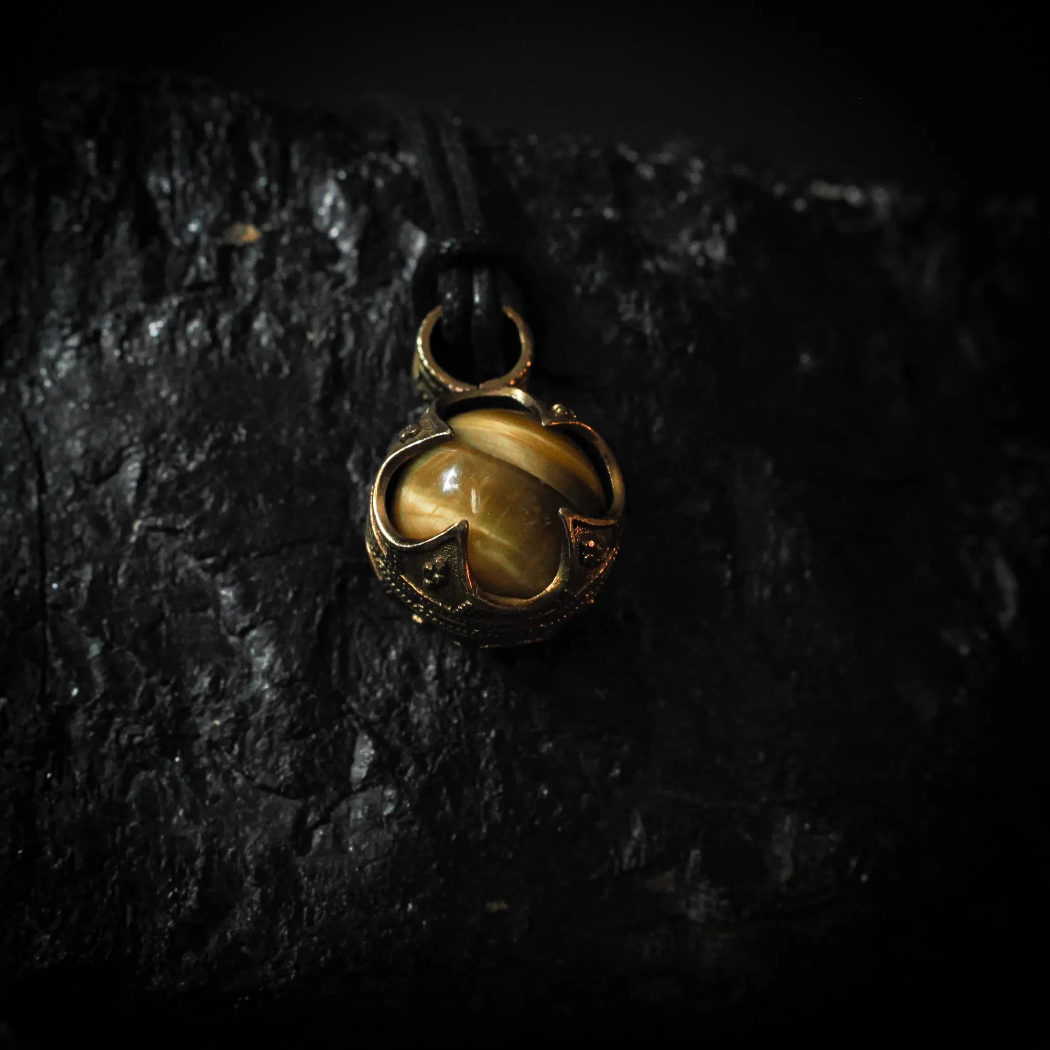 Gotland Pendant, Tiger's Eye