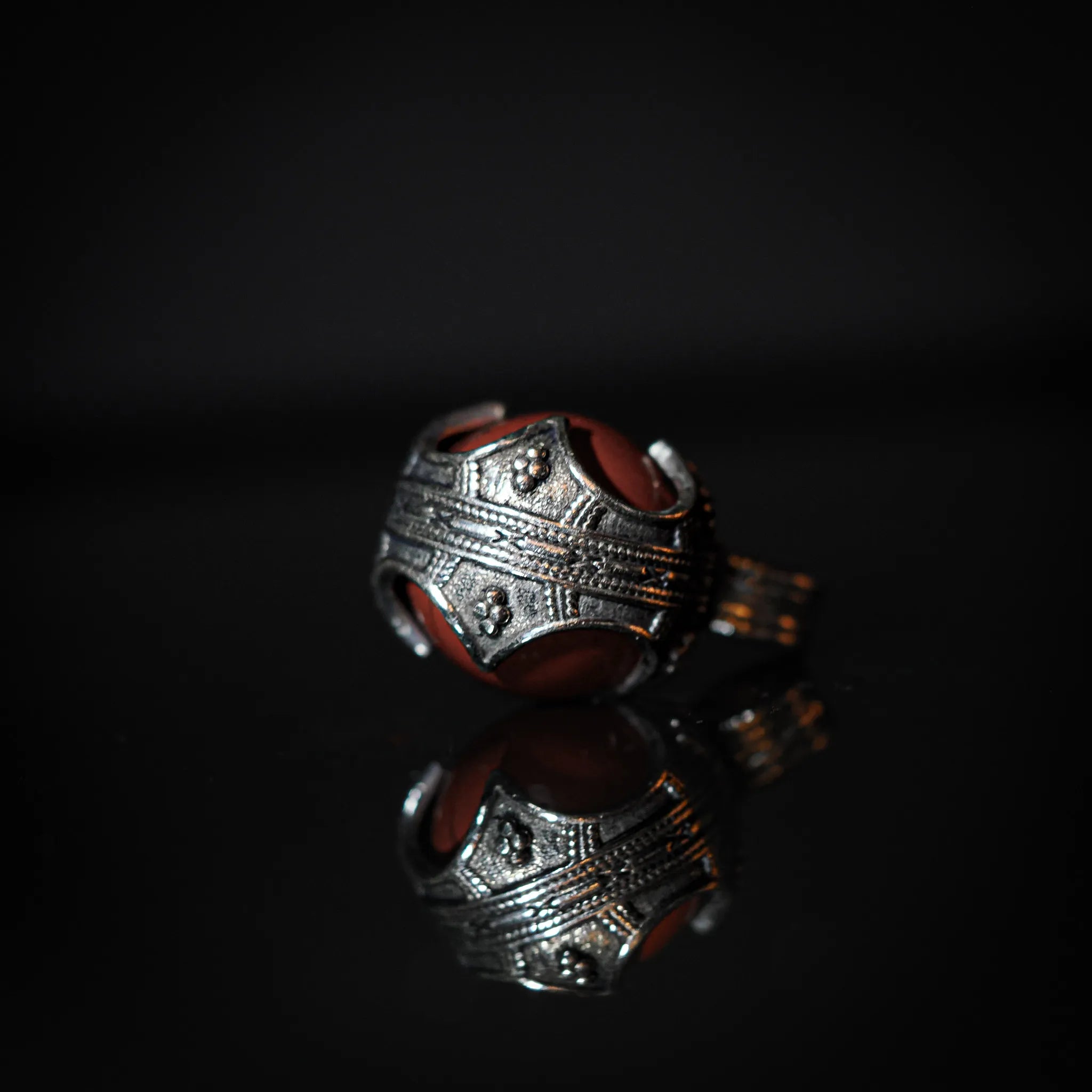 Gotlandshänge, Mahogny Obsidian